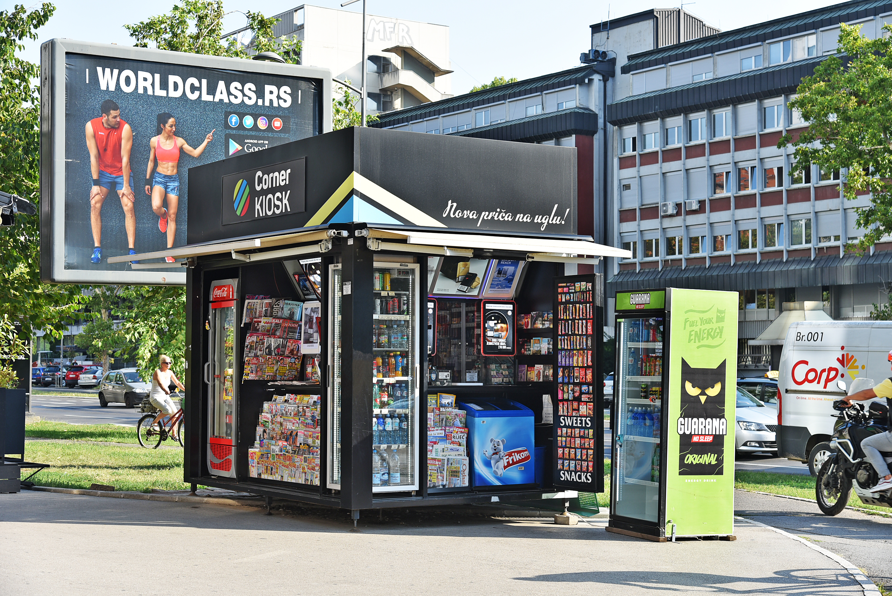 Corner Kiosk- Evropa 5 - DSC 3717